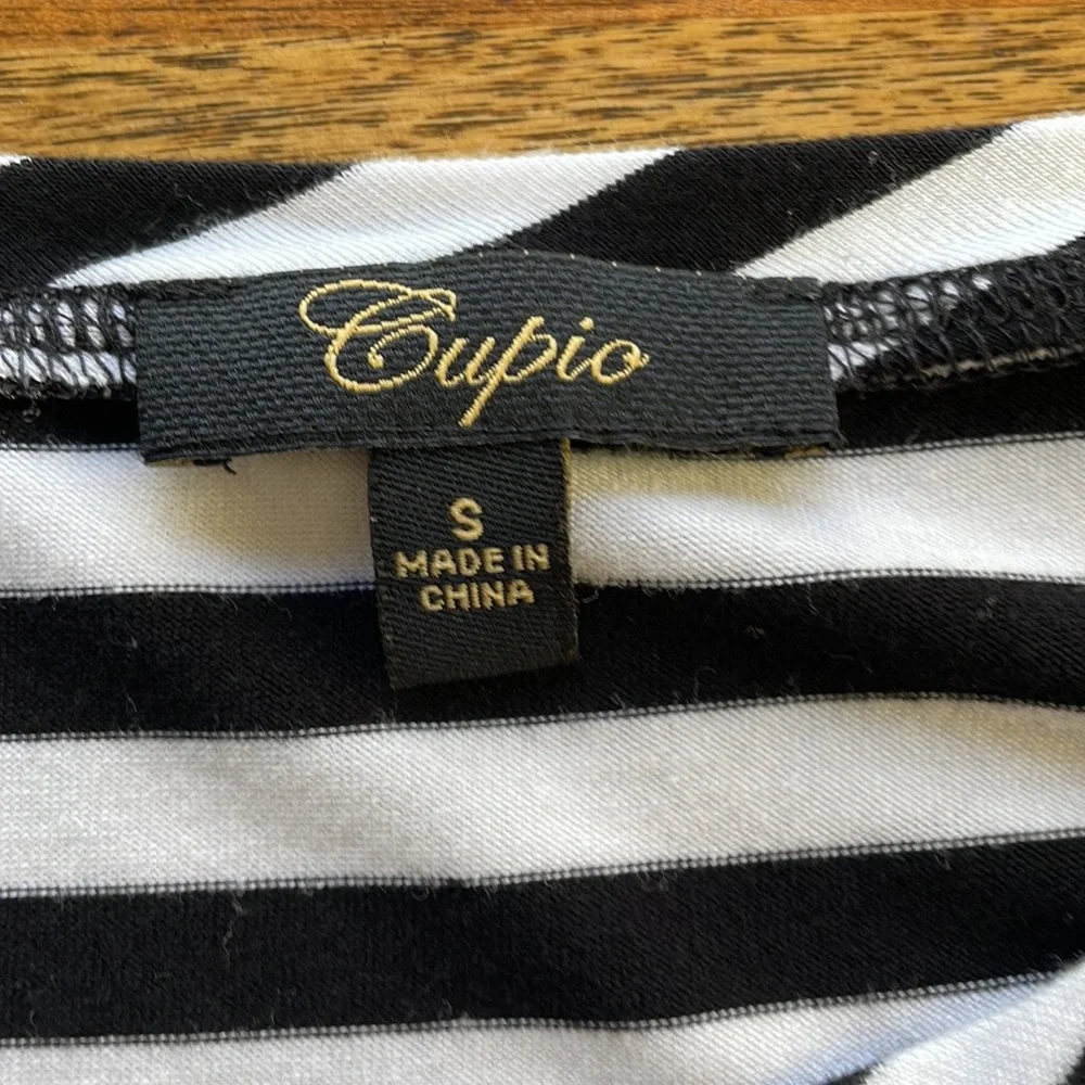 Cupio Top - Picture 3 of 7